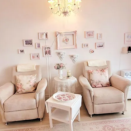 Seeseite-romantik-apartment Apartmán